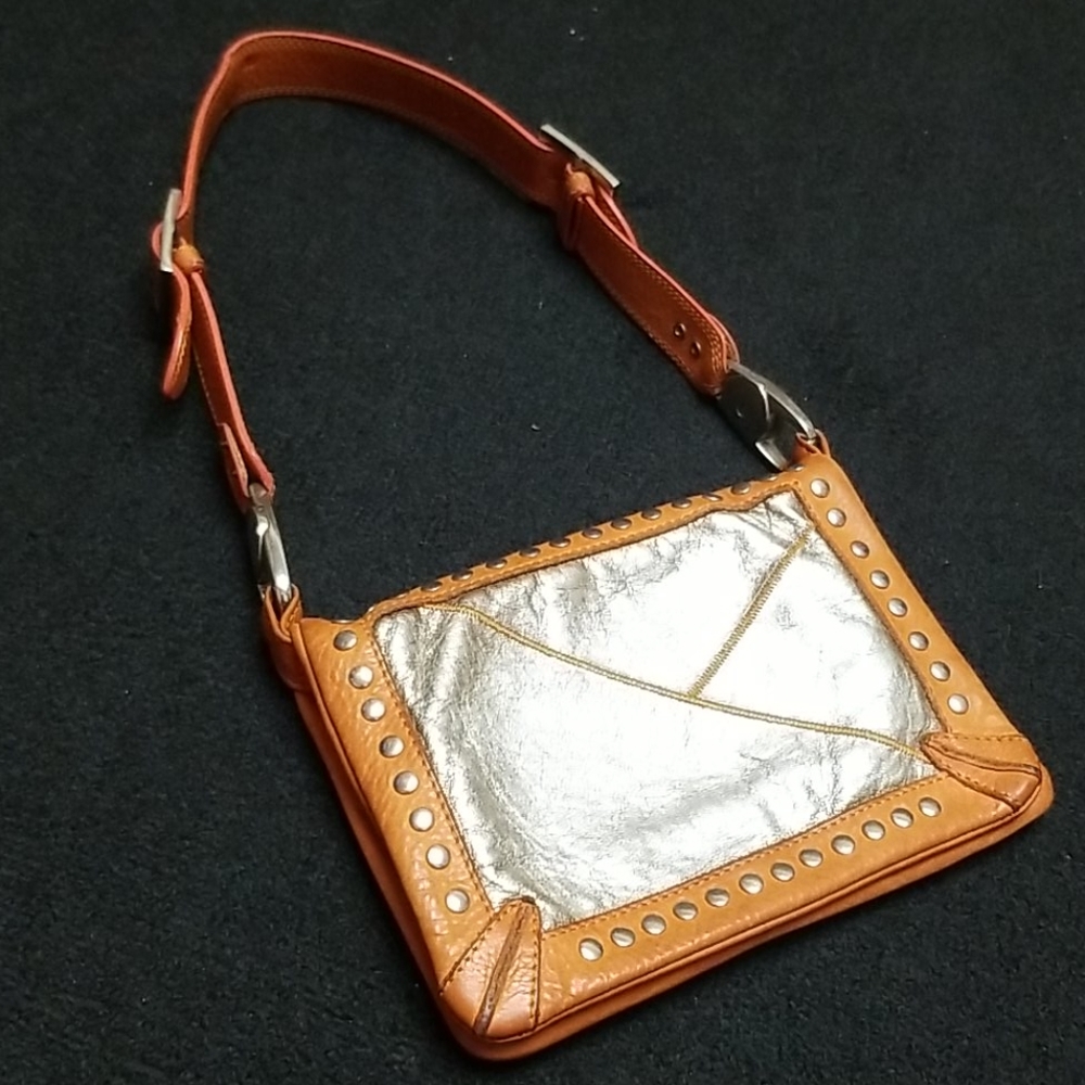 [Like New] Unique GUSTTO shoulder bag studded